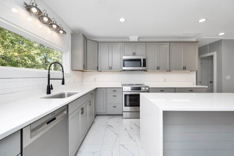 Modern Kitchen Designs Perfect for Vancouver Homes